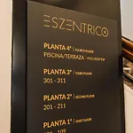 アパートホテル Eszentrico Suites-rooftop Bar & Pool