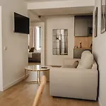 Eszentrico Suites-rooftop Bar & Pool 4*