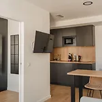 Eszentrico Suites-rooftop Bar & Pool 4* ヘレス
