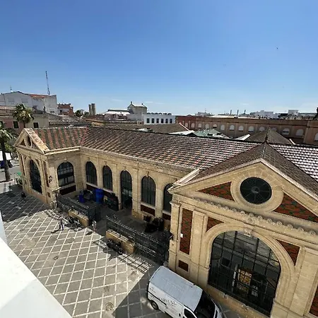 Aparthotel esZentrico Suites-Rooftop Bar&Pool 4*