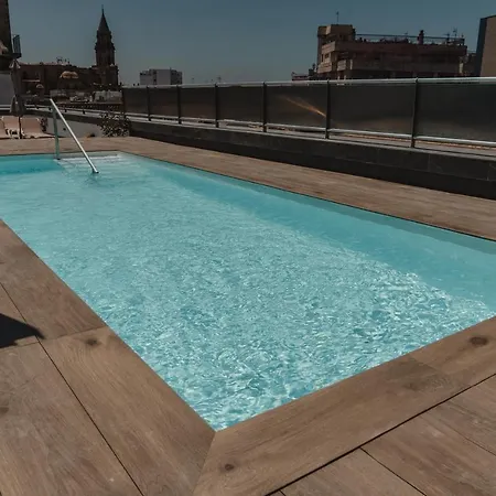 esZentrico Suites-Rooftop Bar&Pool